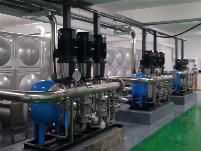 箱式供水泵站安裝現場